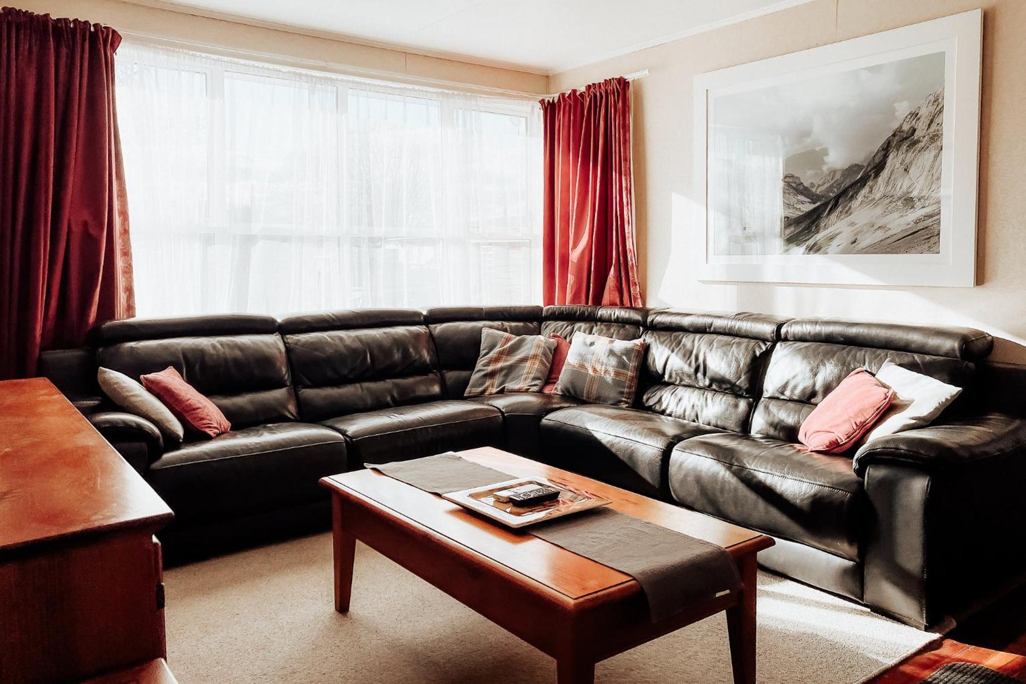 Alpine House Tongariro - Turangi Holiday Home 외부 사진