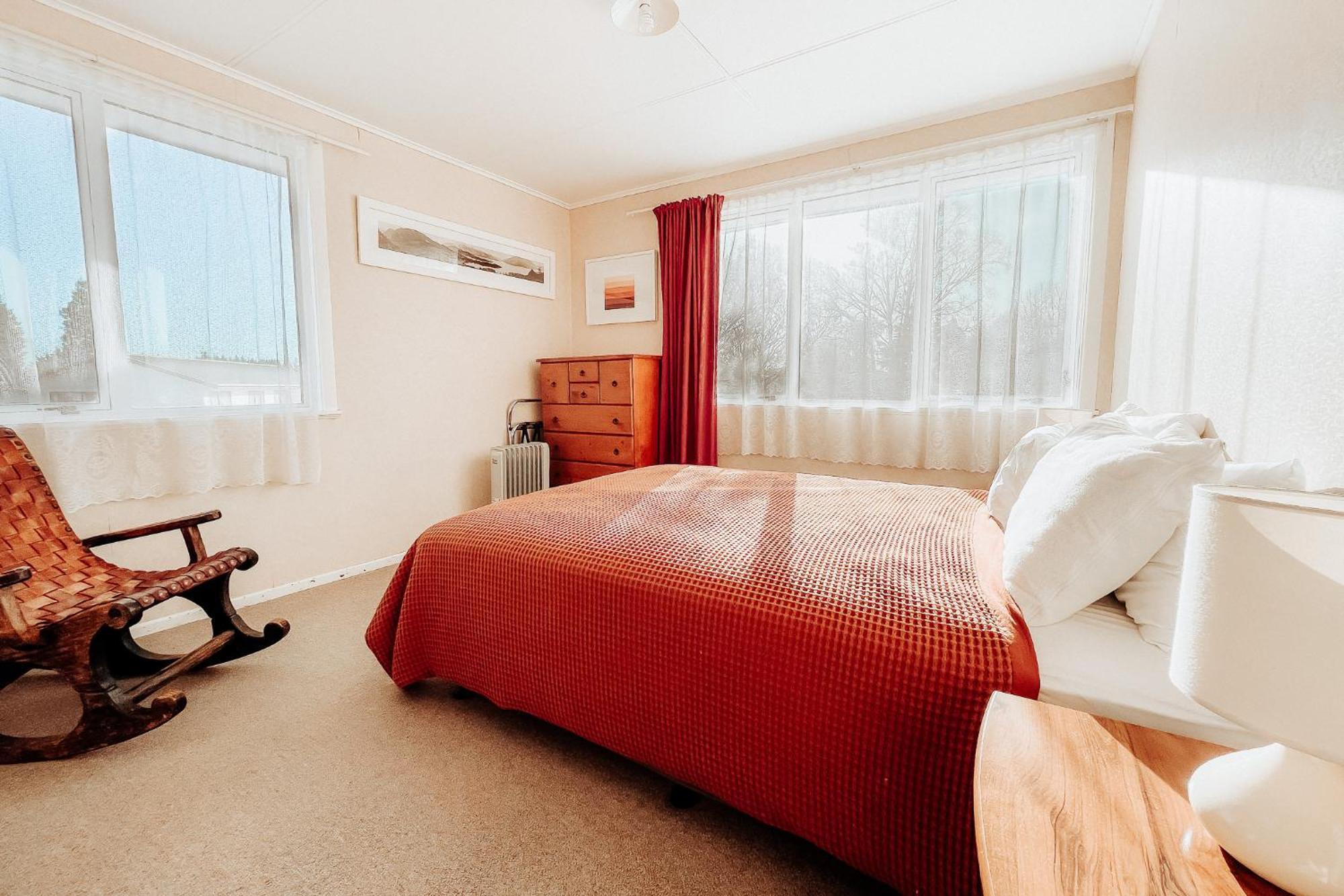 Alpine House Tongariro - Turangi Holiday Home 외부 사진