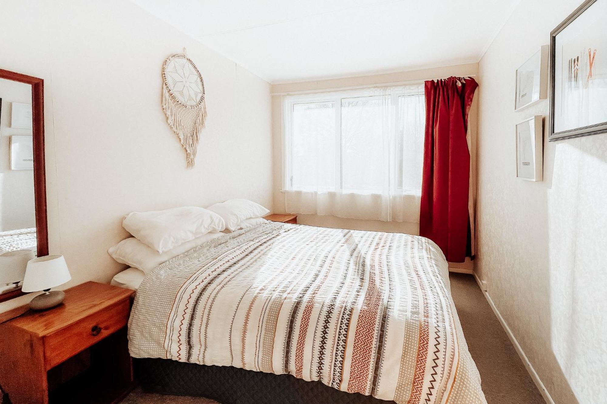 Alpine House Tongariro - Turangi Holiday Home 외부 사진