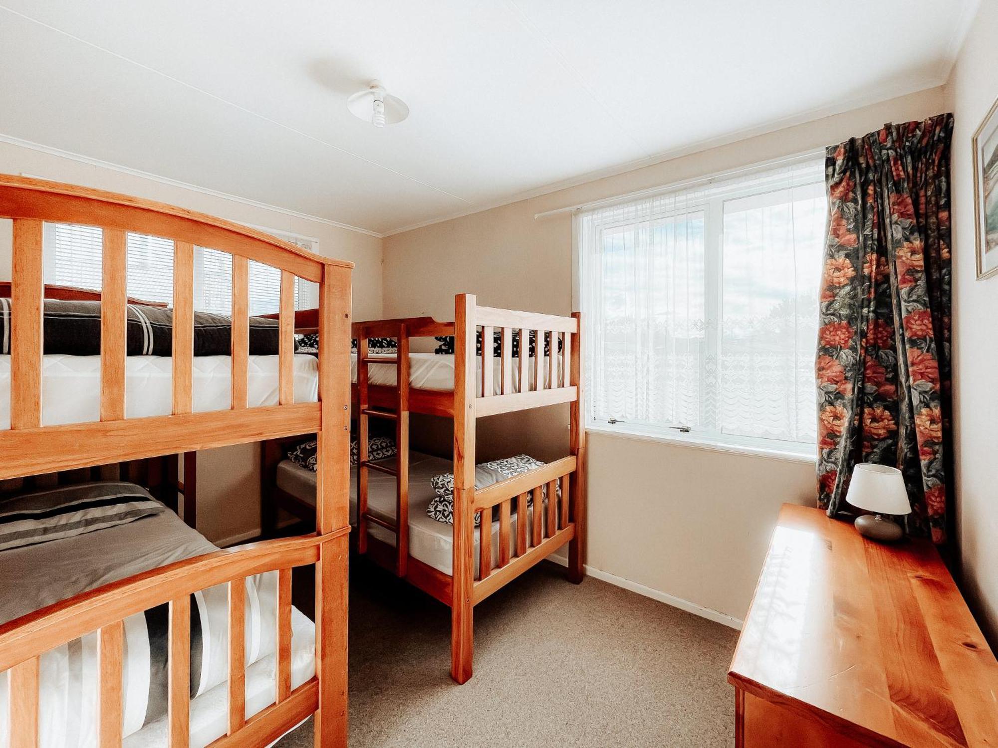 Alpine House Tongariro - Turangi Holiday Home 외부 사진